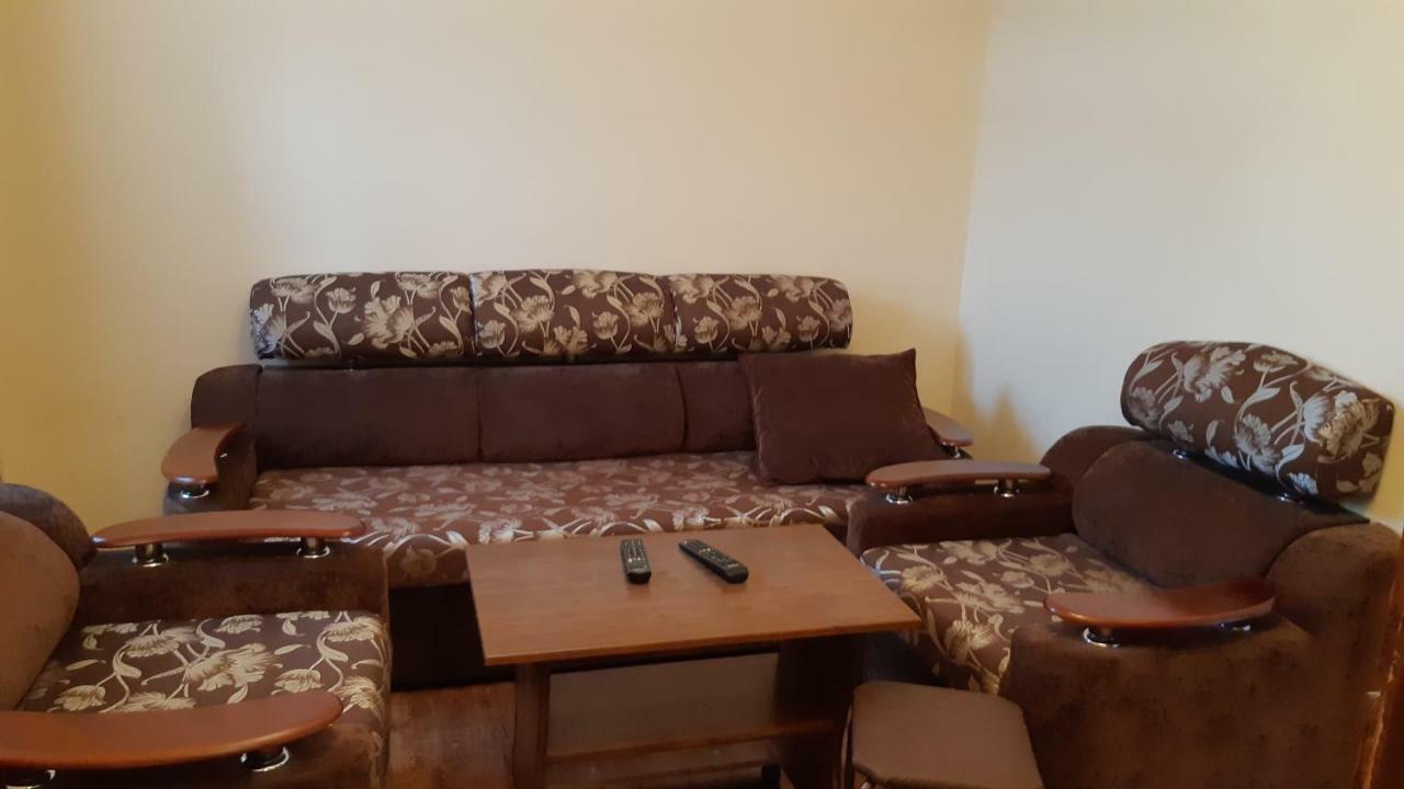 Апартаменты Орион Sukhumi Bagian luar foto